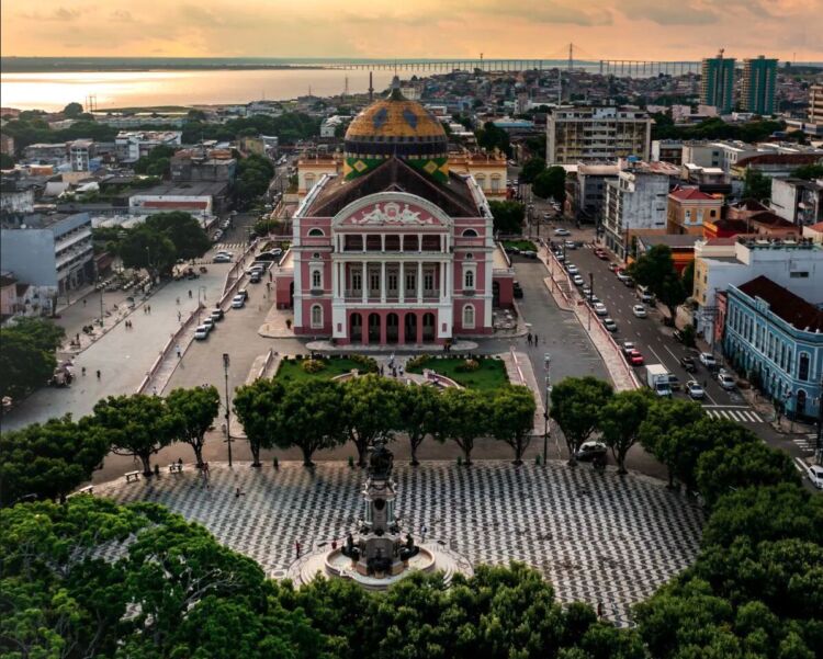 promoções especiais para voar até Manaus (AM)